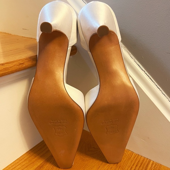 NWT Stuart Weitzman Wishing White Satin Pointed Toe Heels